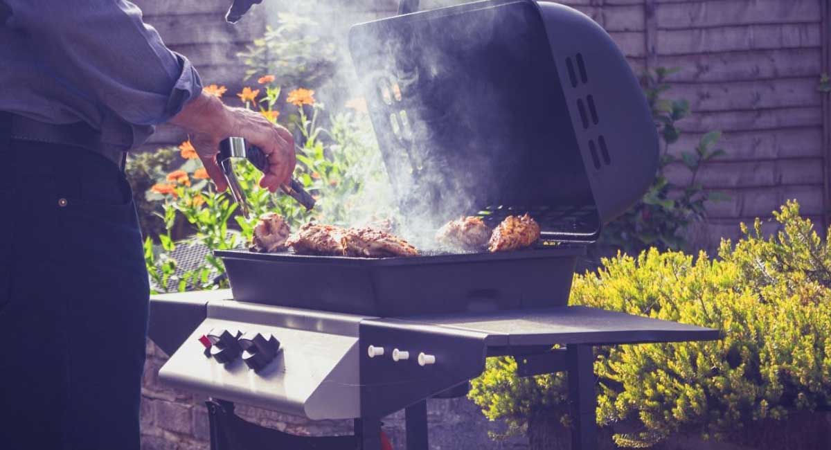 The Best Portable Gas Grill For Tailgating Top Picks and Guide